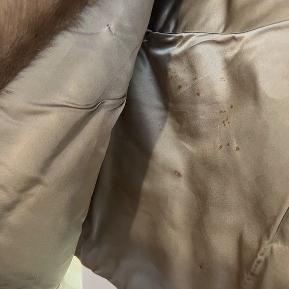 Genuine Mink Capelet - Picture 3 of 4